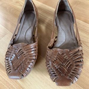 Naturalizer Leather Huarache Flats